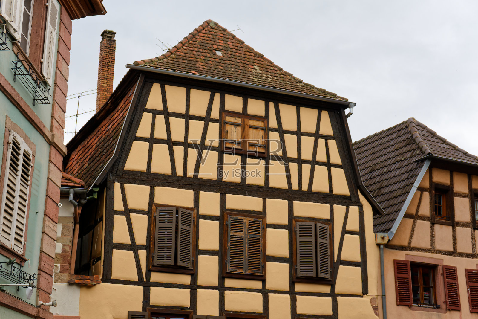 秋天阿尔萨斯法国小镇里博维尔的详细视图照片摄影图片