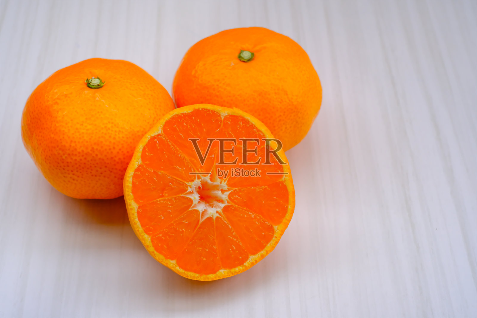 这是一张橘子的照片照片摄影图片