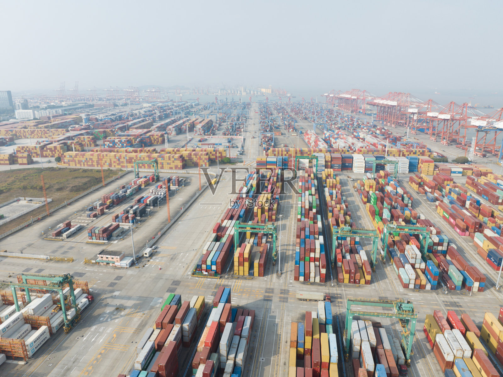 大型跨境贸易港照片摄影图片