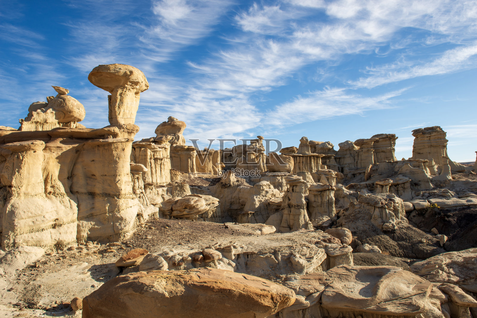 梦幻谷的岩层照片摄影图片