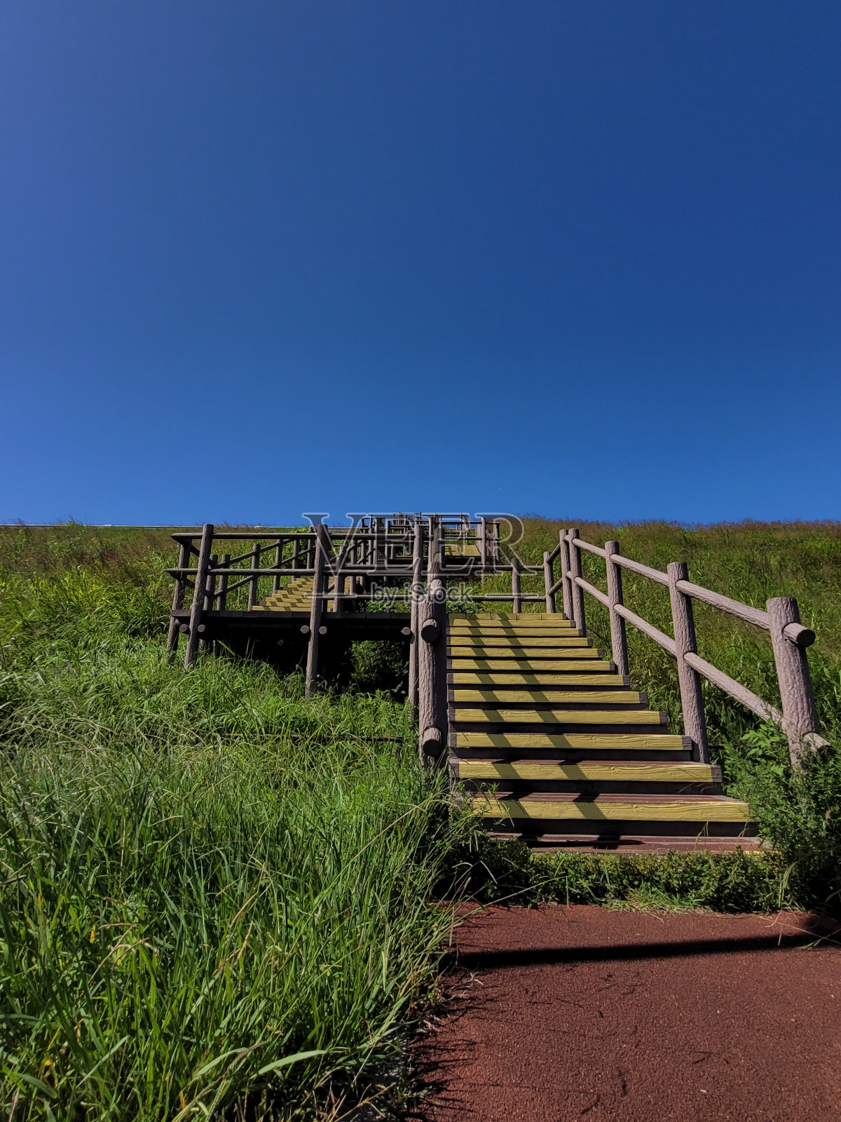 木楼梯照片摄影图片