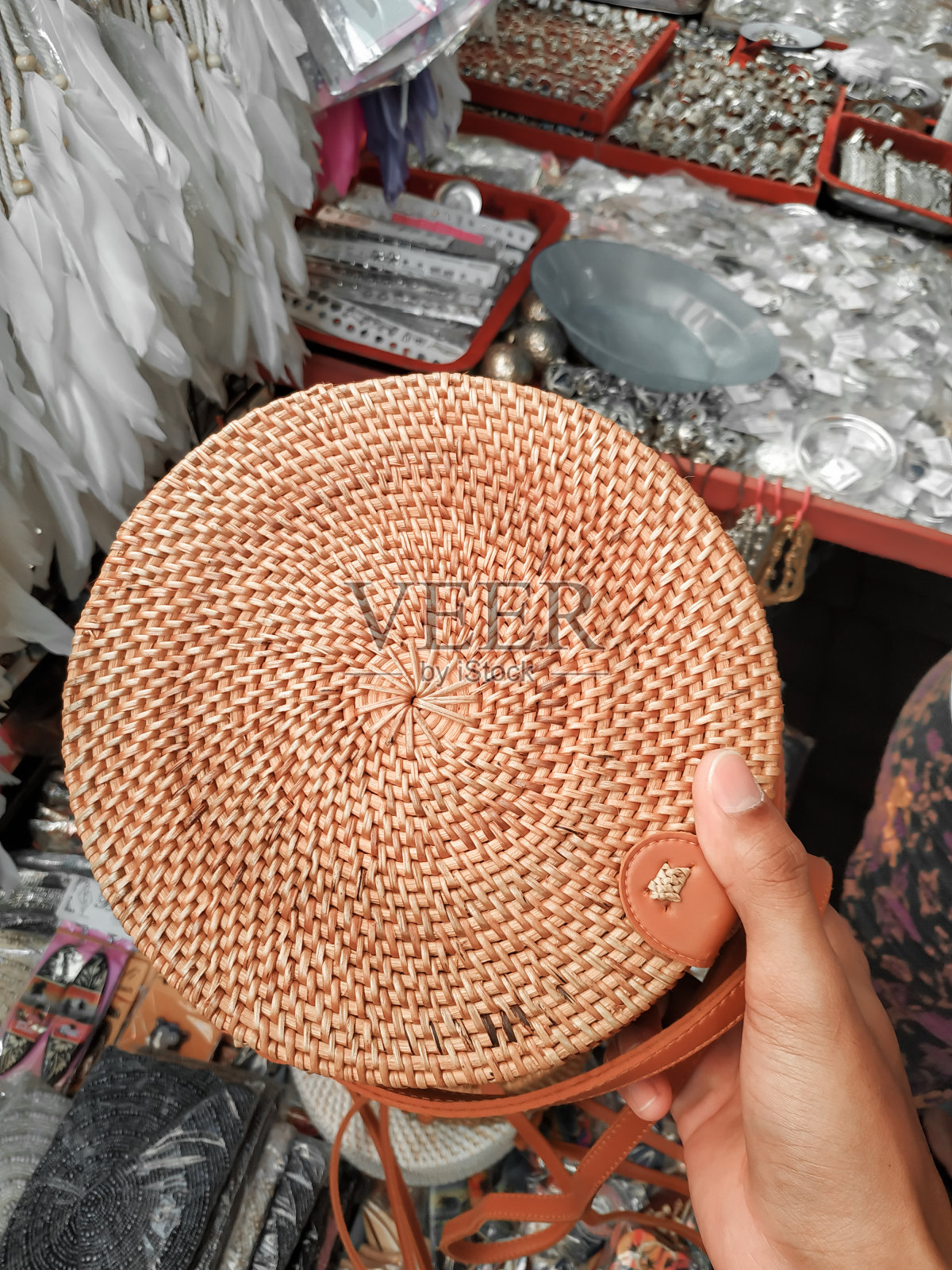 藤制的袋子照片摄影图片