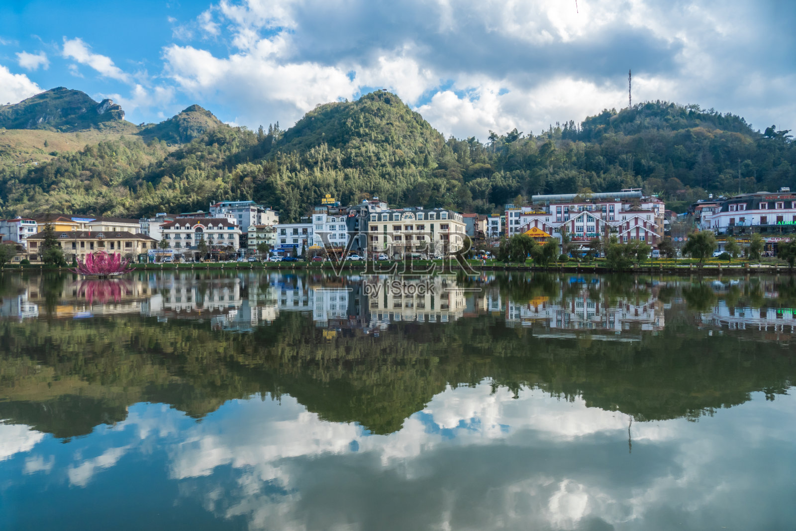 越南北部沙巴的沙巴湖照片摄影图片