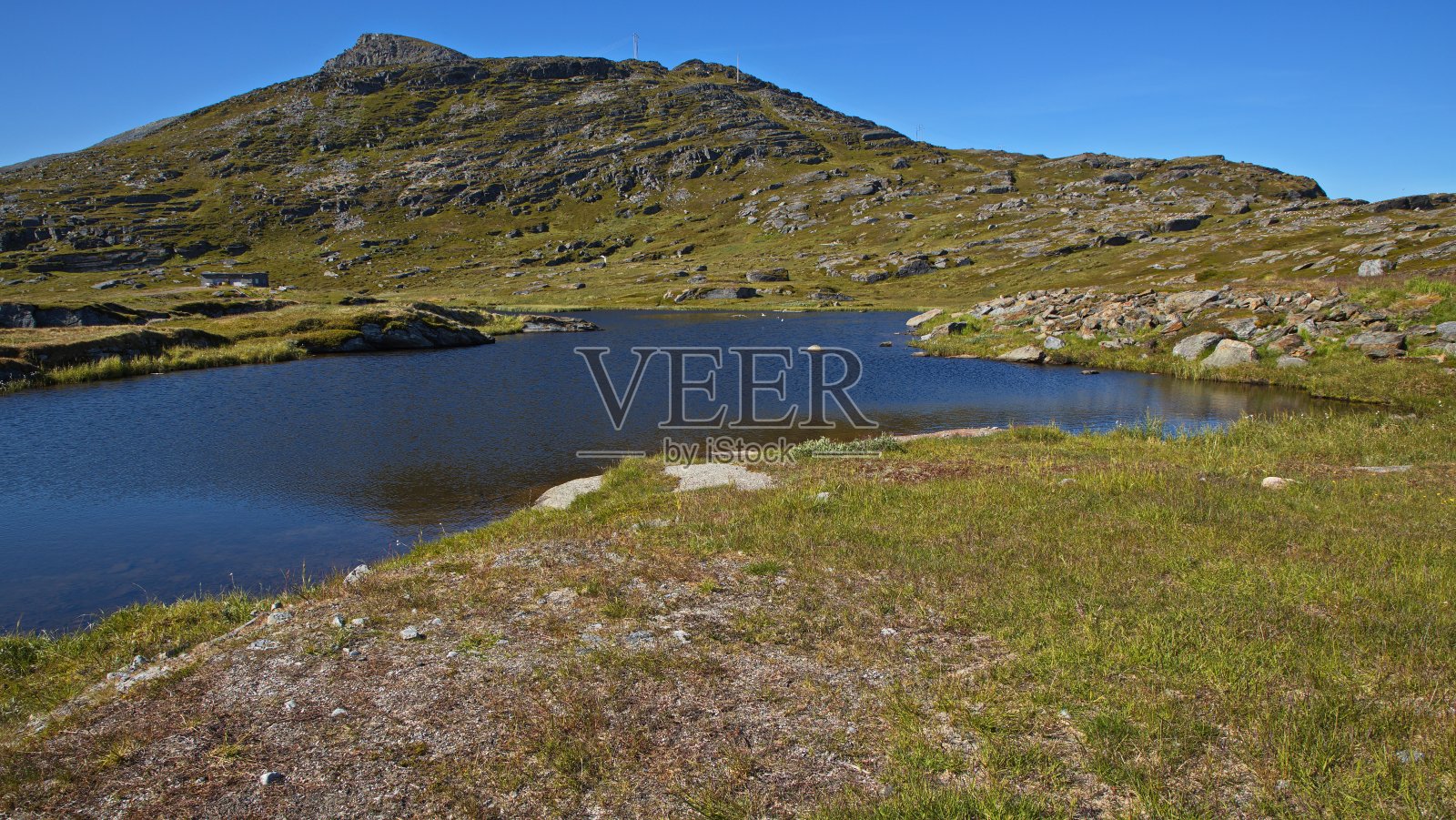 欧洲挪威芬马克郡特罗姆斯哈弗森德湖上的风景照片摄影图片