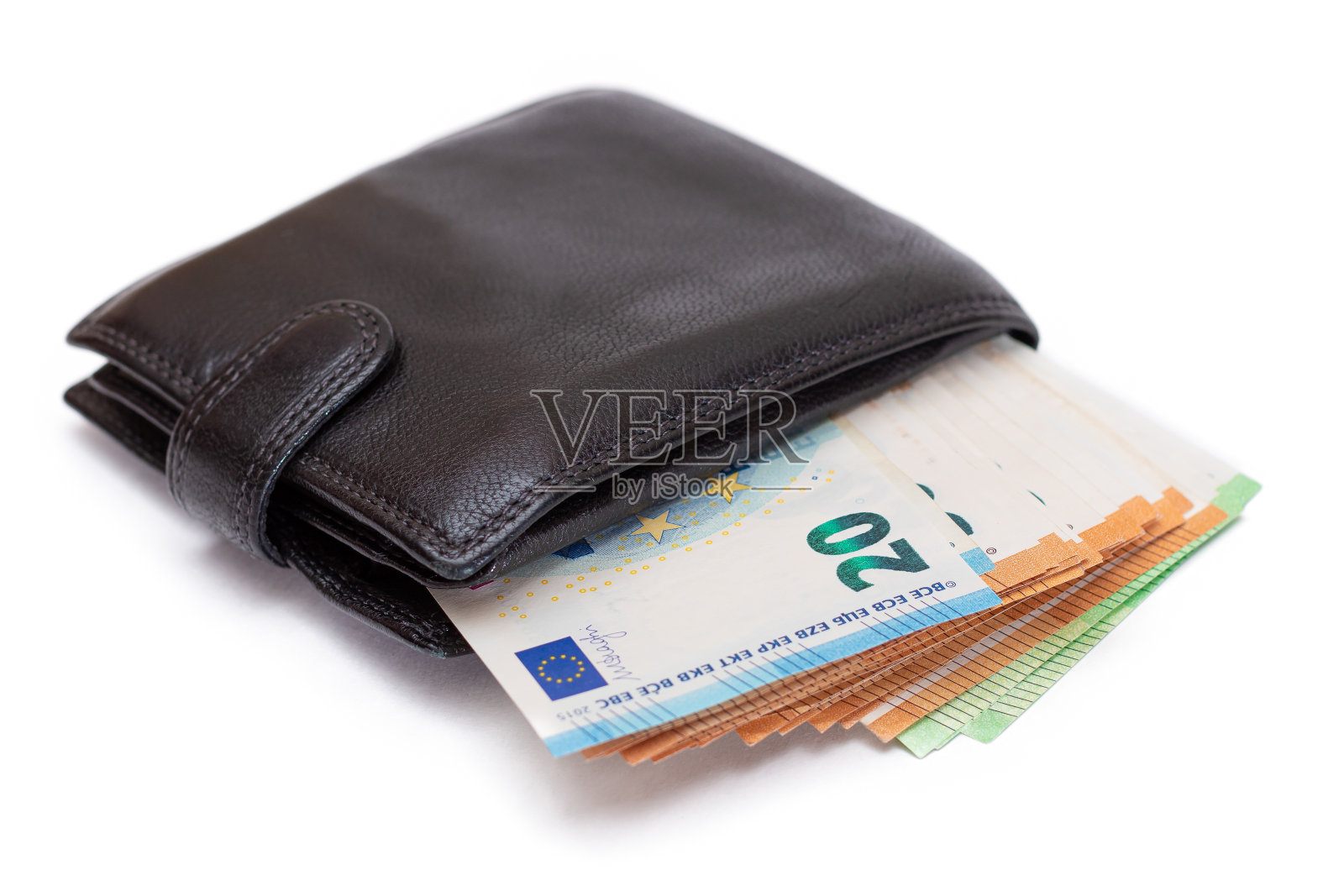 黑色皮革男子钱包与欧元钞票内-隔离在白色照片摄影图片