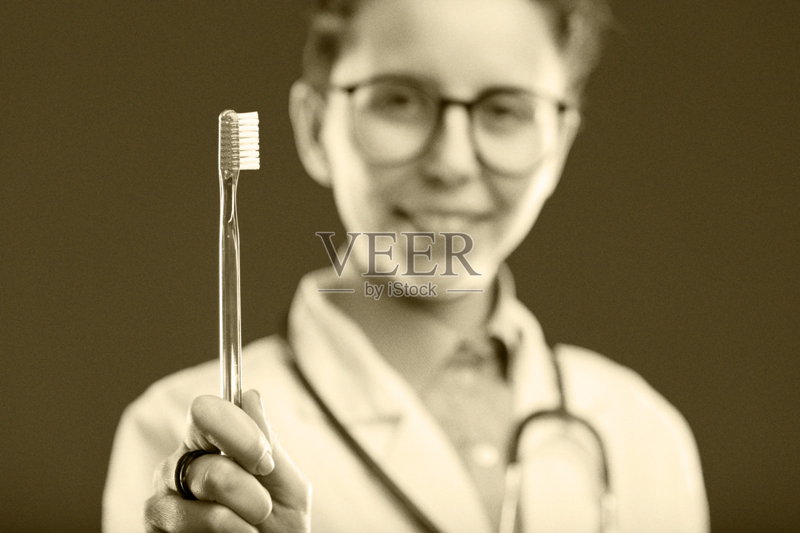 牙刷中心在复古健康快照照片摄影图片