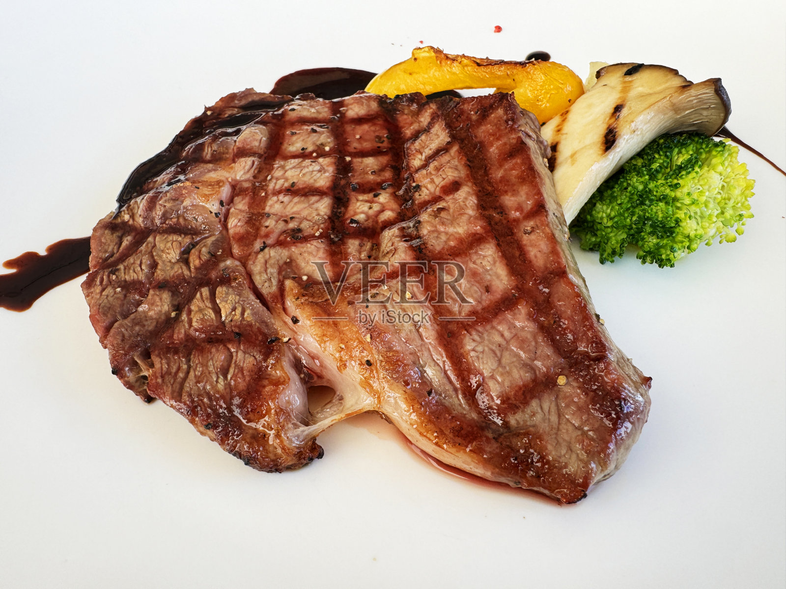 花排骨牛排照片摄影图片
