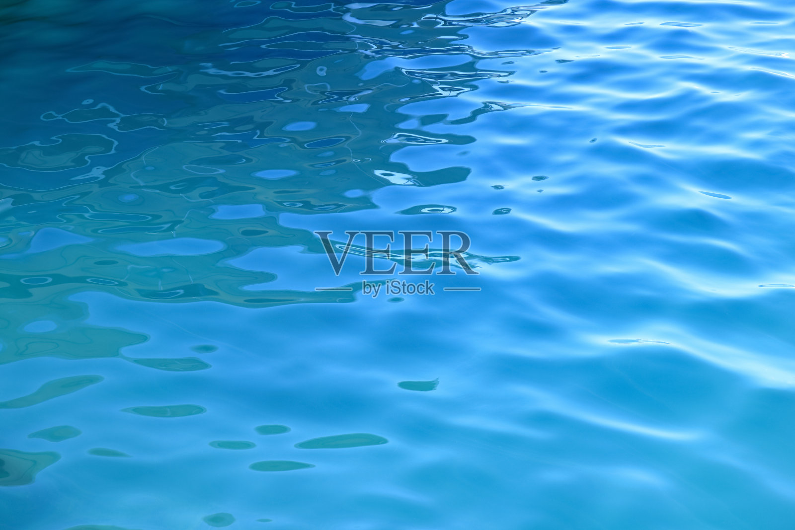 蓝色的水。水波背景。海照片摄影图片