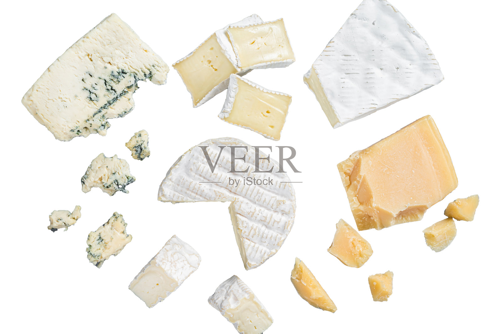 各种各样的奶酪。卡门培尔干酪，布里干酪，蓝纹奶酪，帕尔马干酪，白色背景。照片摄影图片