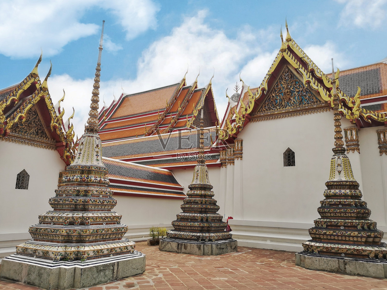 泰国曼谷的卧佛寺照片摄影图片