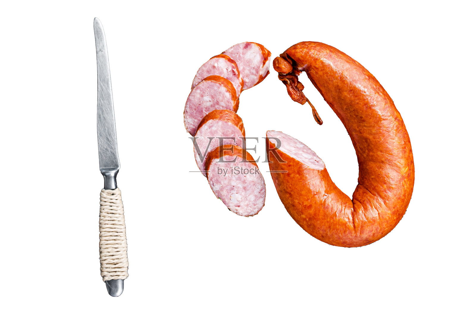 德国烟熏香肠孤立在白色背景，俯视图。照片摄影图片