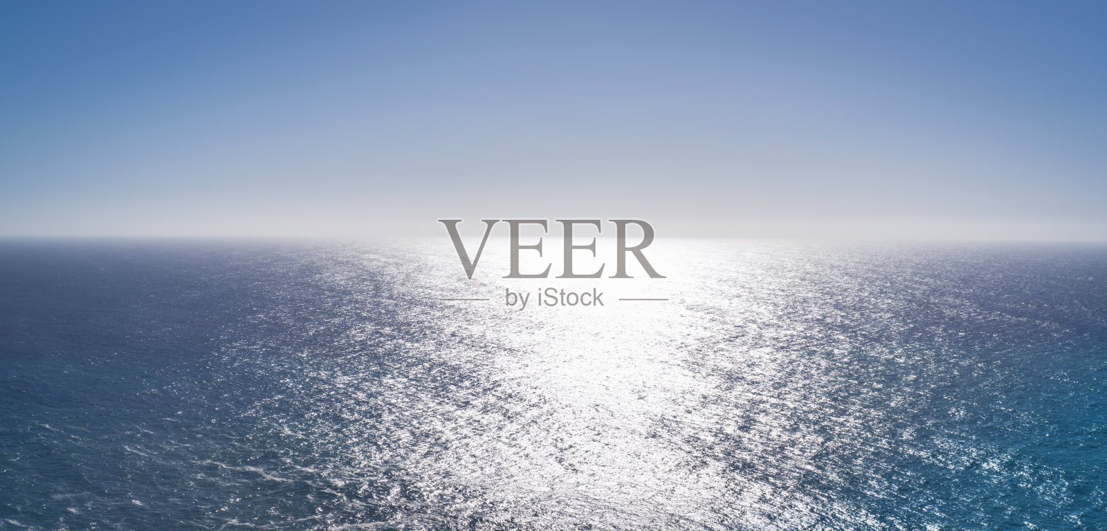 海水里的阳光照片摄影图片