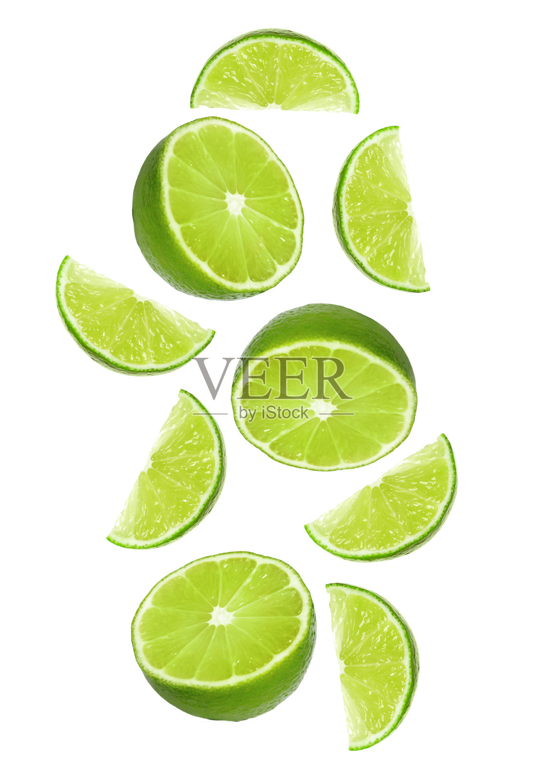 切新鲜的酸橙落在白色的背景上照片摄影图片