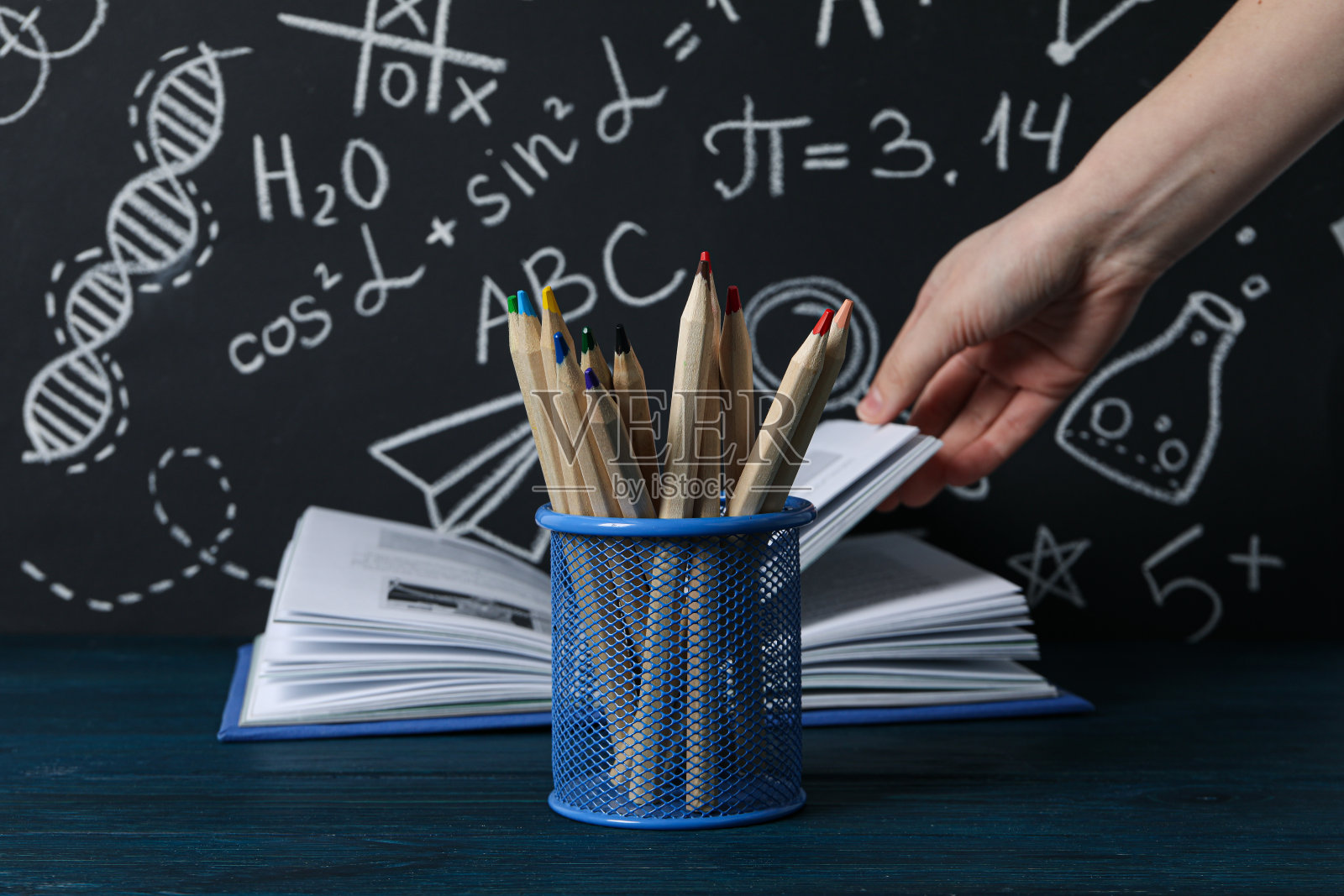 学校与黑板教育的概念照片摄影图片