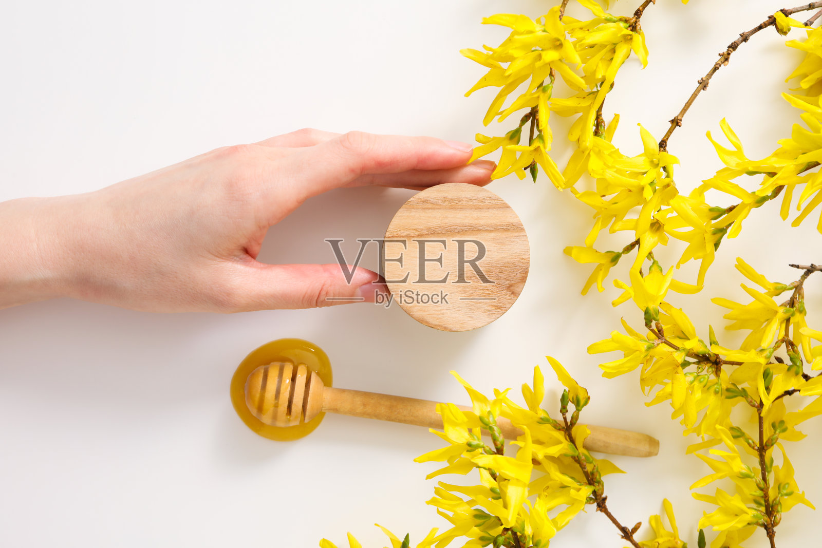 概念面部和皮肤护理用品-蜂蜜化妆品照片摄影图片