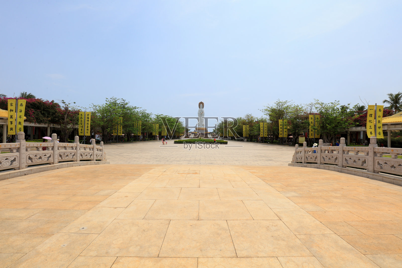 中国海南省三亚市海上观音广场建筑景观照片摄影图片