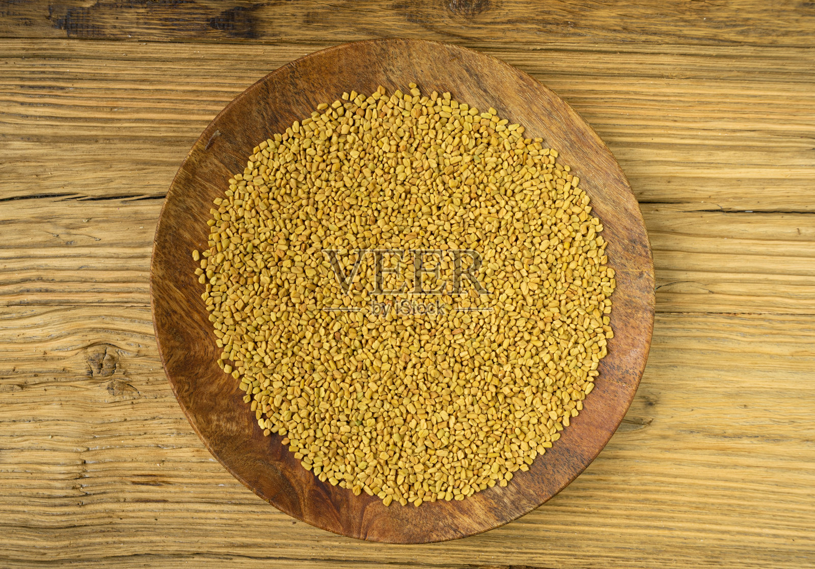 葫芦巴籽分离，干Trigonella，辛辣Methi Dana谷物，印度厨房调味配料照片摄影图片