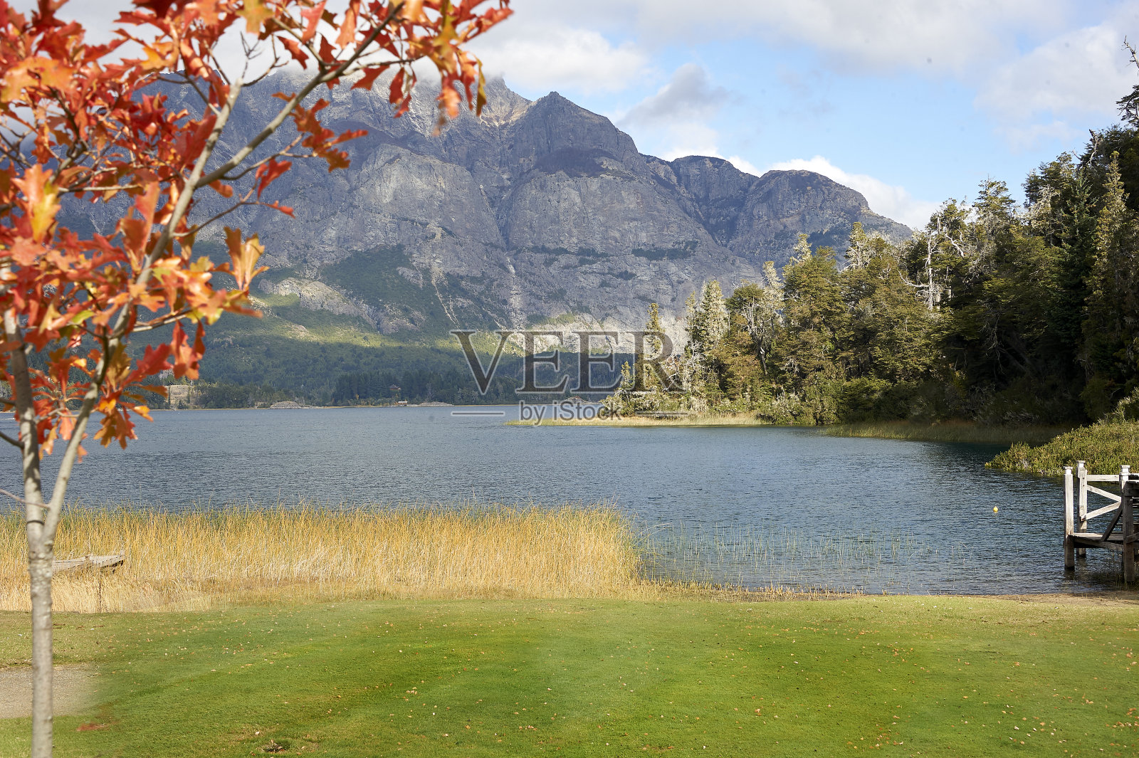 佩里托莫雷诺湖照片摄影图片