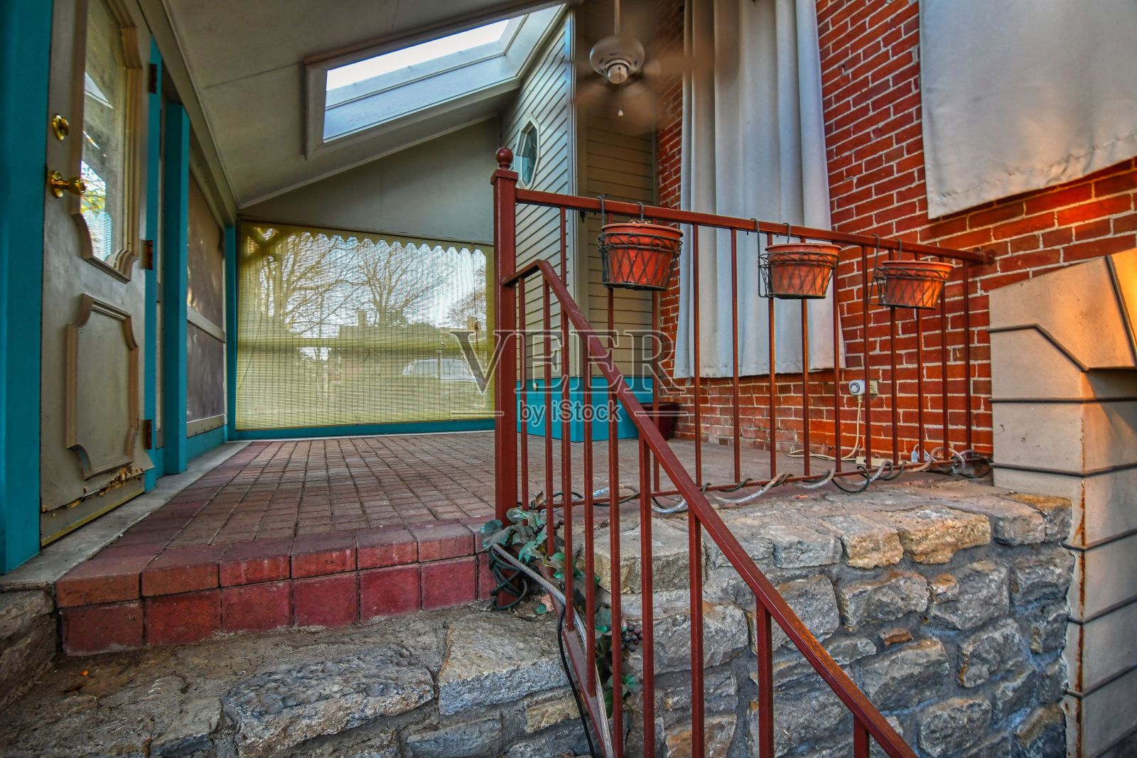 具有现代气息的历史建筑房地产照片摄影图片