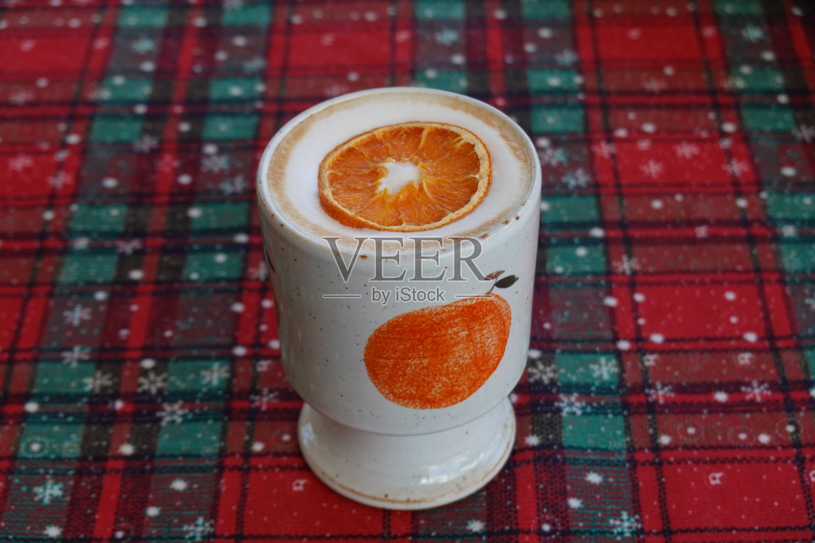 橙拿铁咖啡圣诞节照片摄影图片
