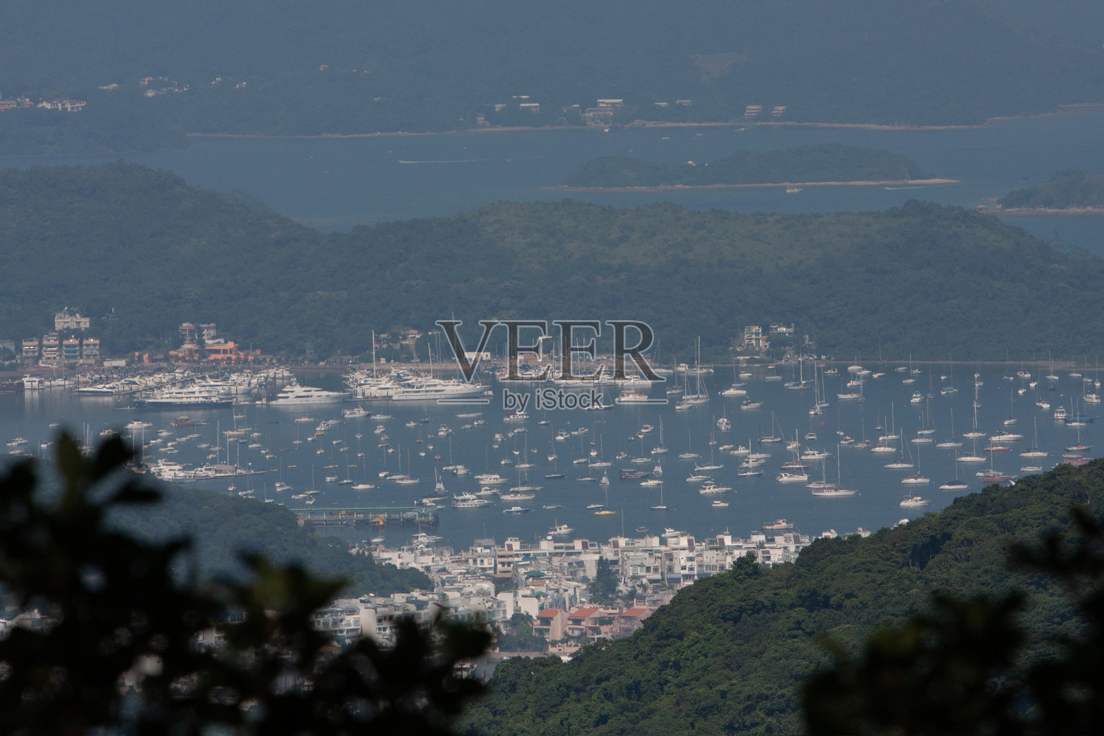 2007年9月26日，阳光明媚的夏日，香港海上游艇会照片摄影图片
