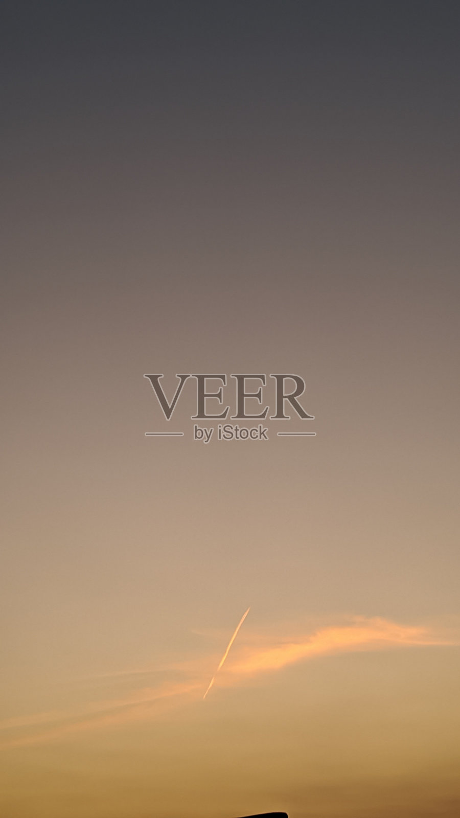 山脉上宁静的日落照片摄影图片