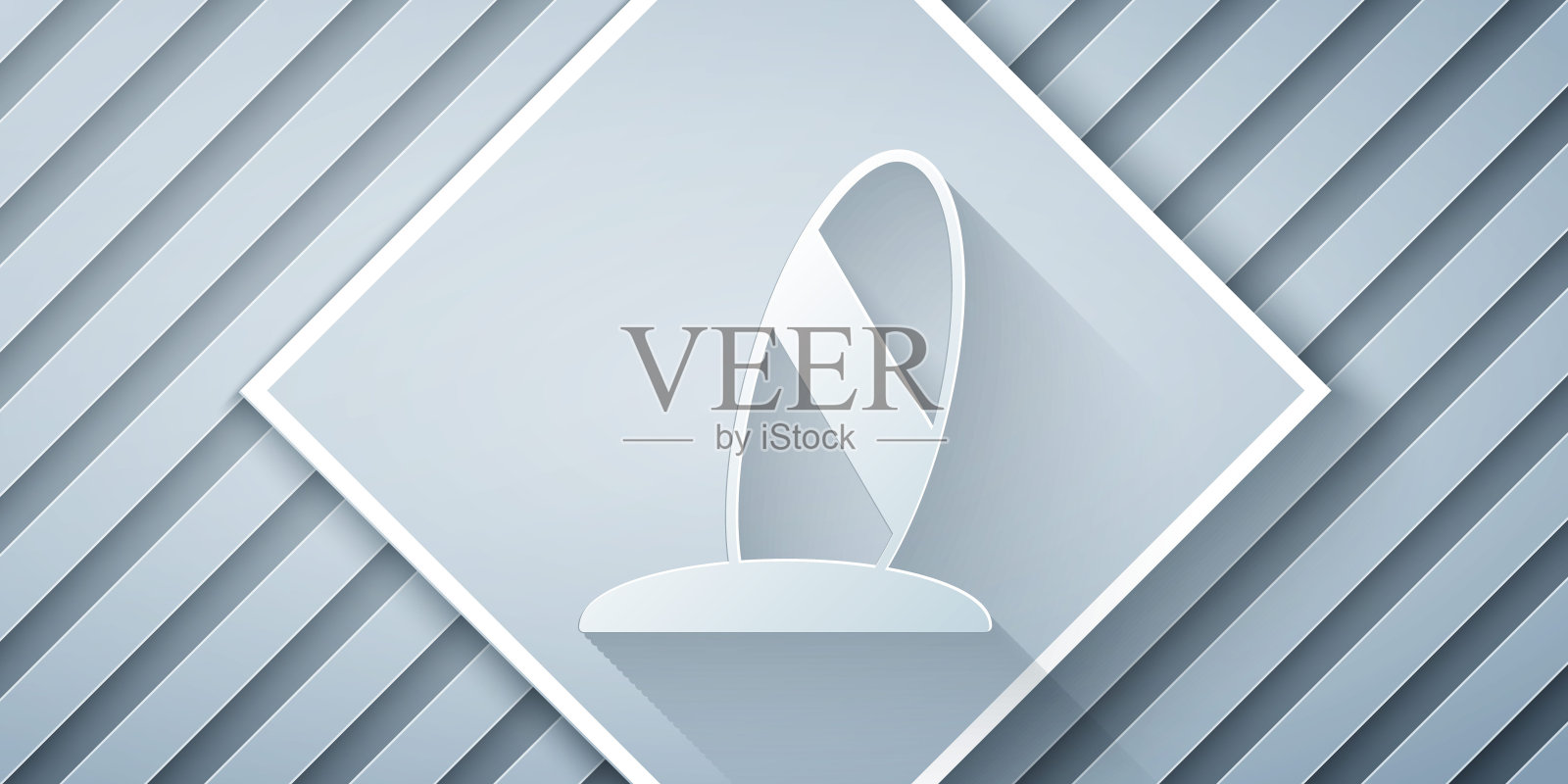 剪纸冲浪板图标孤立的灰色背景。冲浪板。极限运动。运动设备。纸艺风格。向量插画图片素材