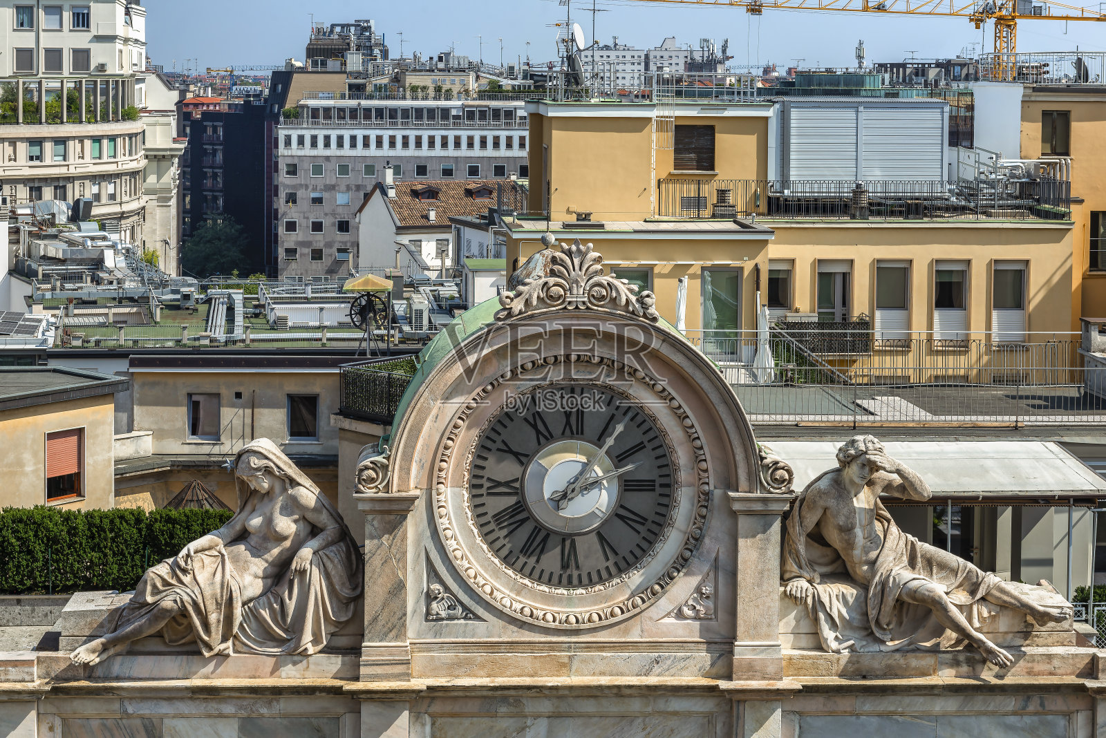 雕像钟照片摄影图片
