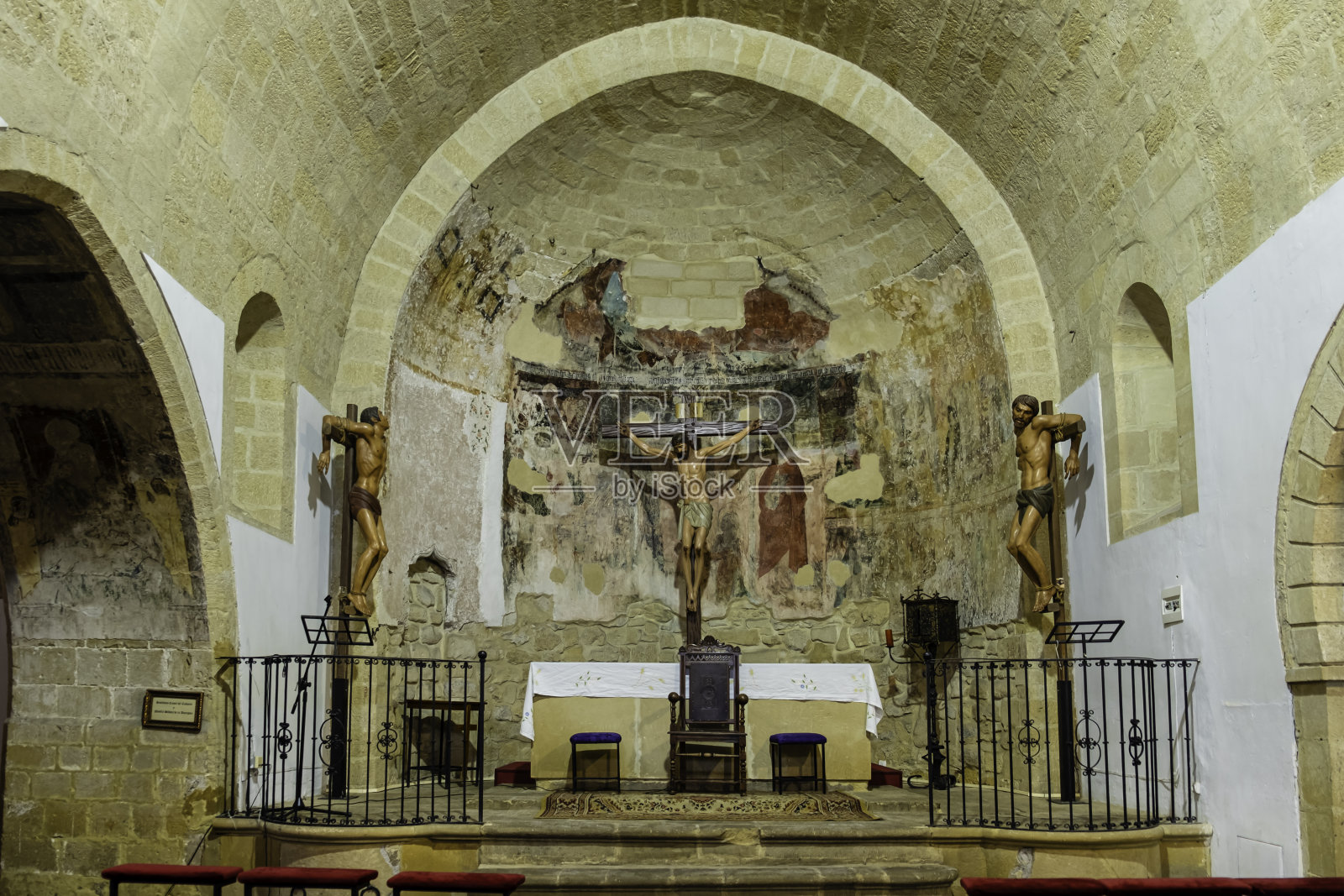 圣克鲁斯教堂，联合国教科文组织世界遗产之一(西班牙安达卢西亚)照片摄影图片