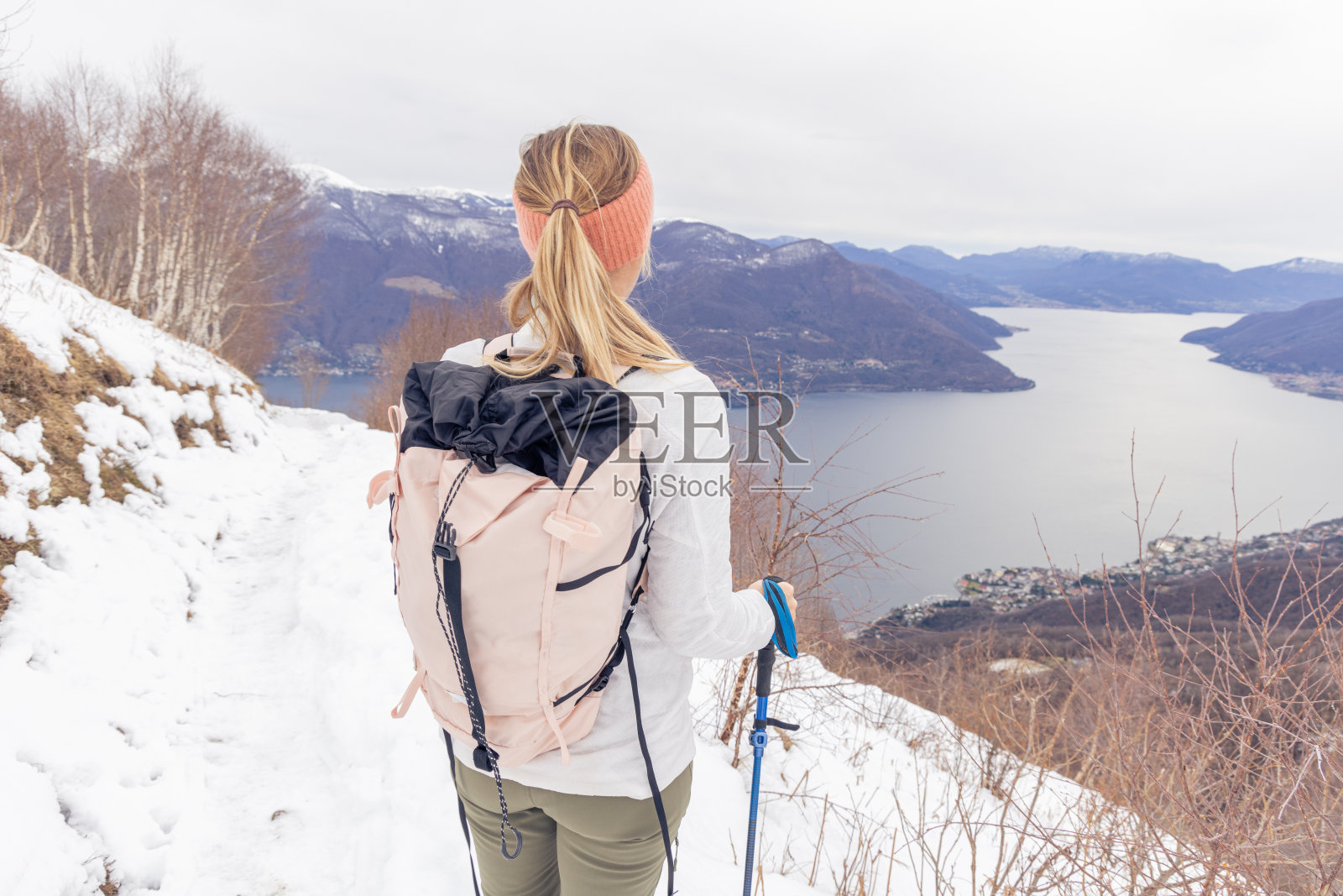 远离这一切照片摄影图片