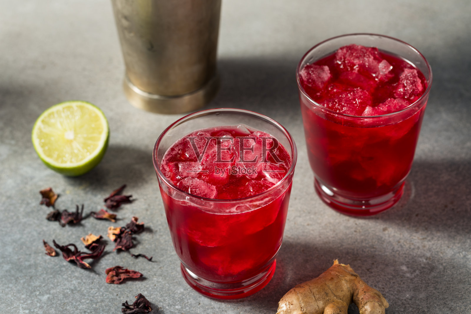 牙买加芙蓉酢浆草鸡尾酒照片摄影图片