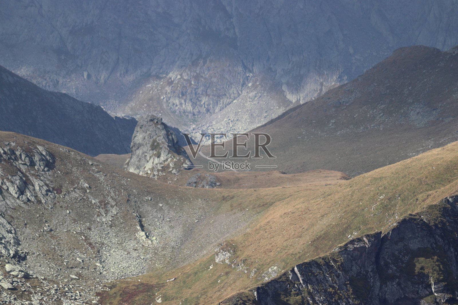 令人惊叹的，迷人的，雄伟的山间小径景观照片摄影图片