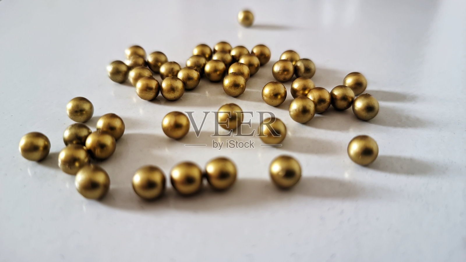 黄金珠子照片摄影图片