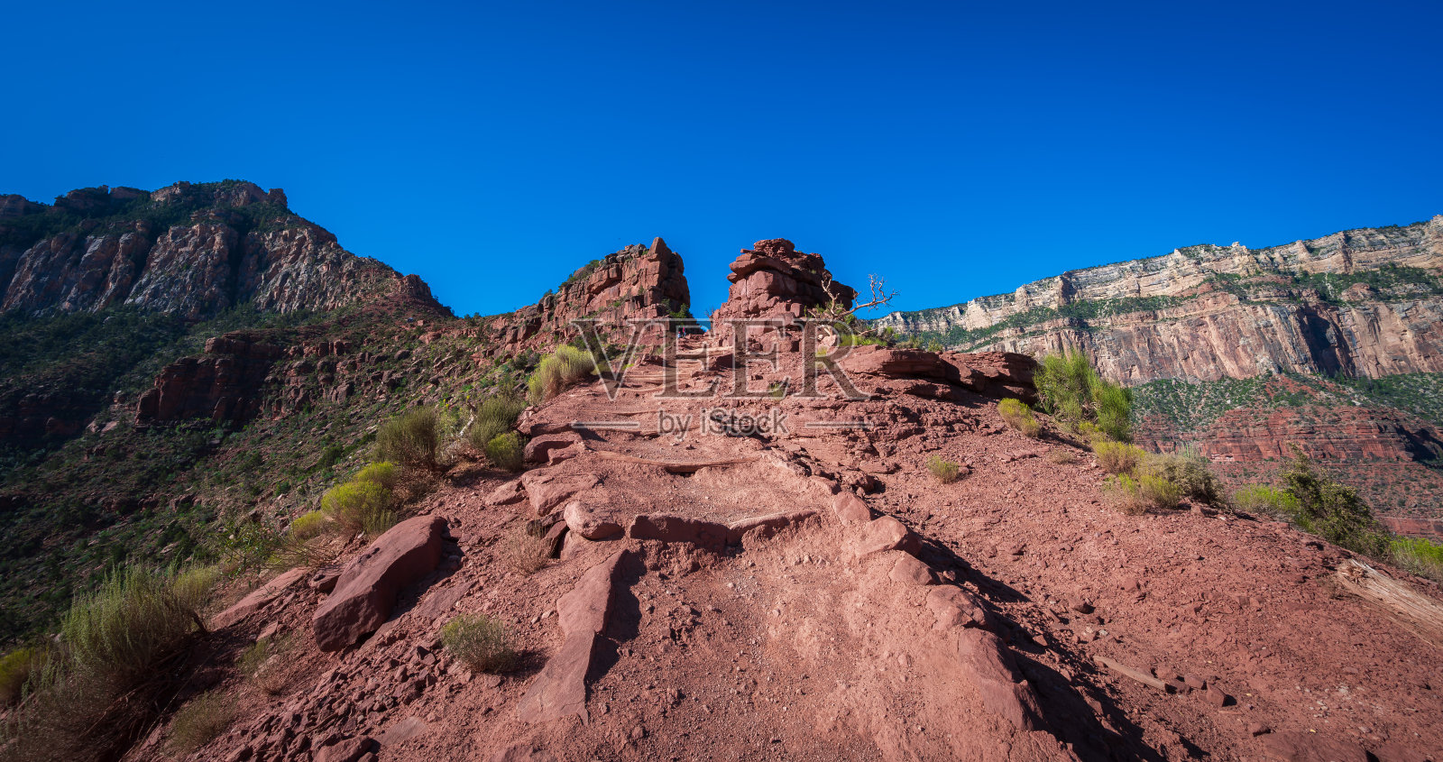 徒步大峡谷的南凯巴布步道照片摄影图片