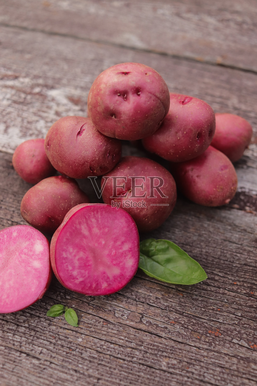 有机多色粉色土豆照片摄影图片