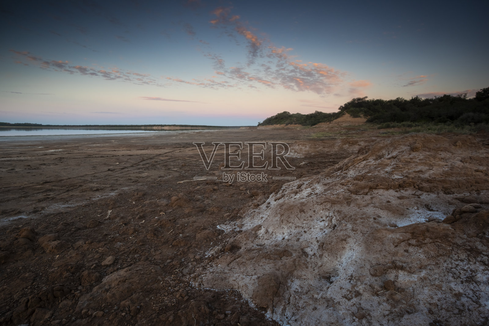 半沙漠环境景观，拉潘帕省，巴塔哥尼亚，阿根廷。照片摄影图片