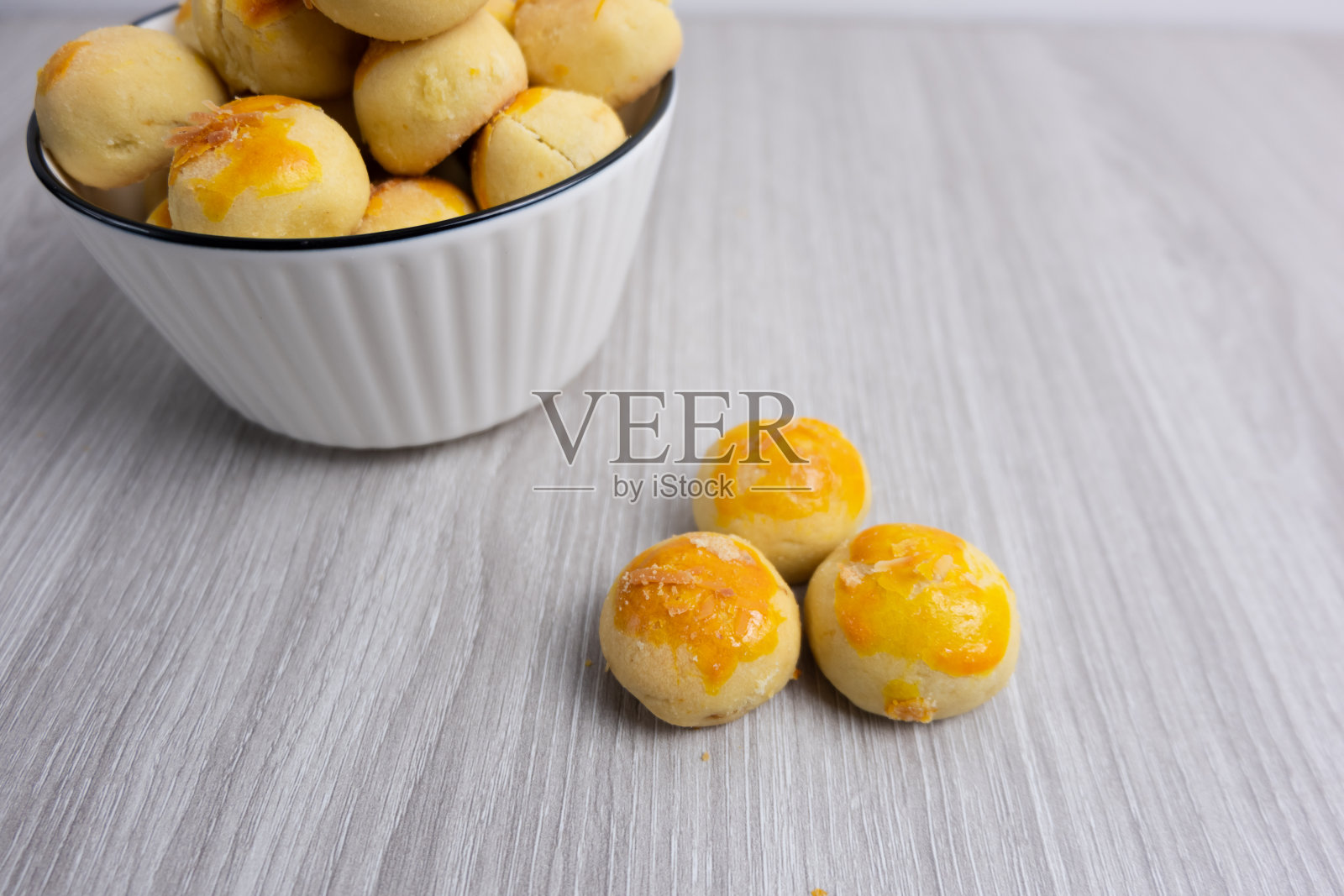 菠萝蛋糕，印尼语叫Kue Nenas或Nastar照片摄影图片