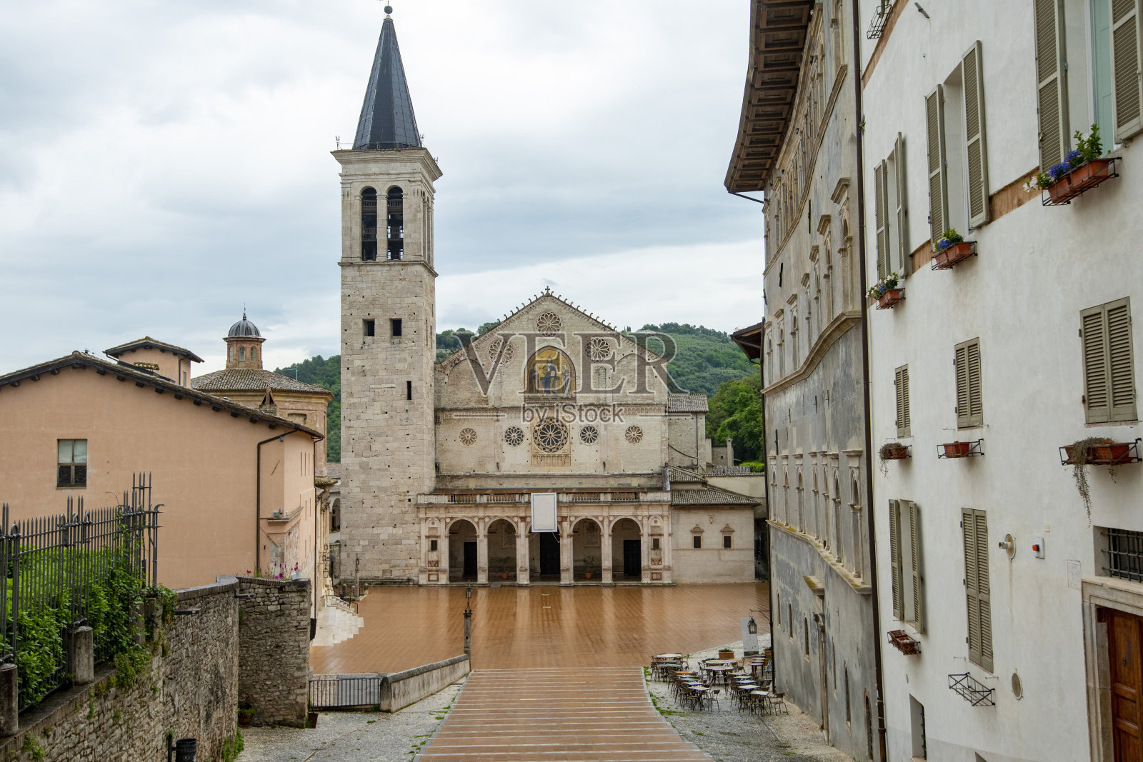 斯波莱托罗马大教堂照片摄影图片