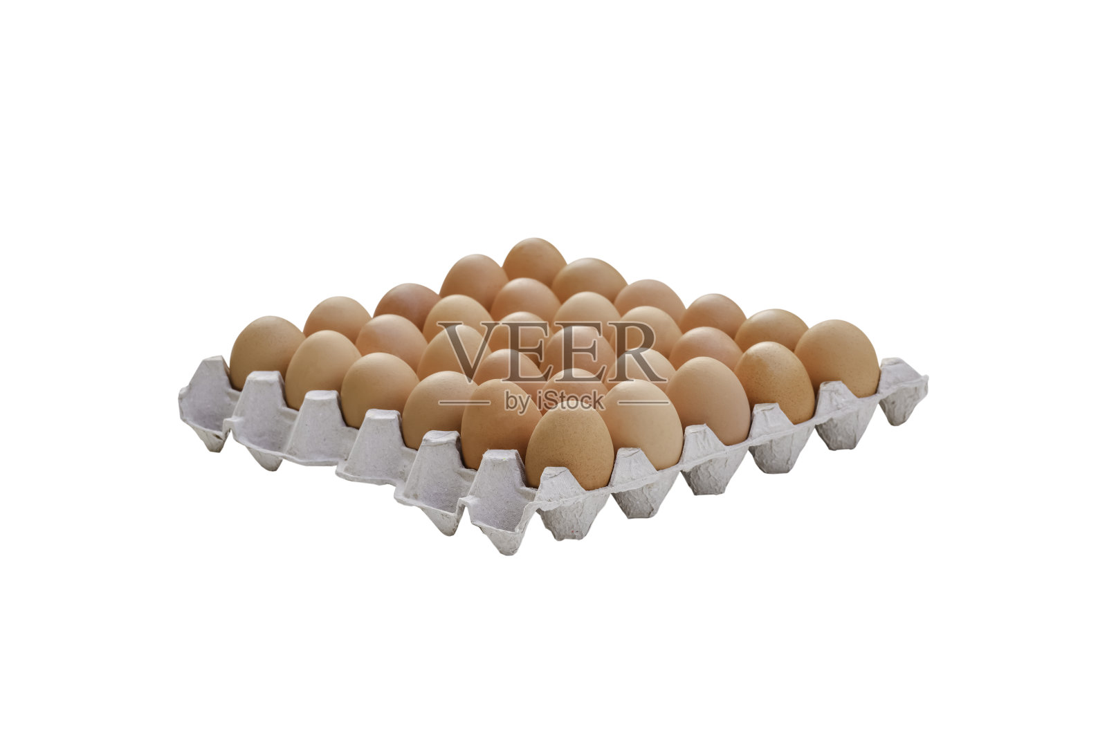 新鲜鸡蛋在纸盒鸡蛋托盘隔离在白色背景与剪辑路径照片摄影图片