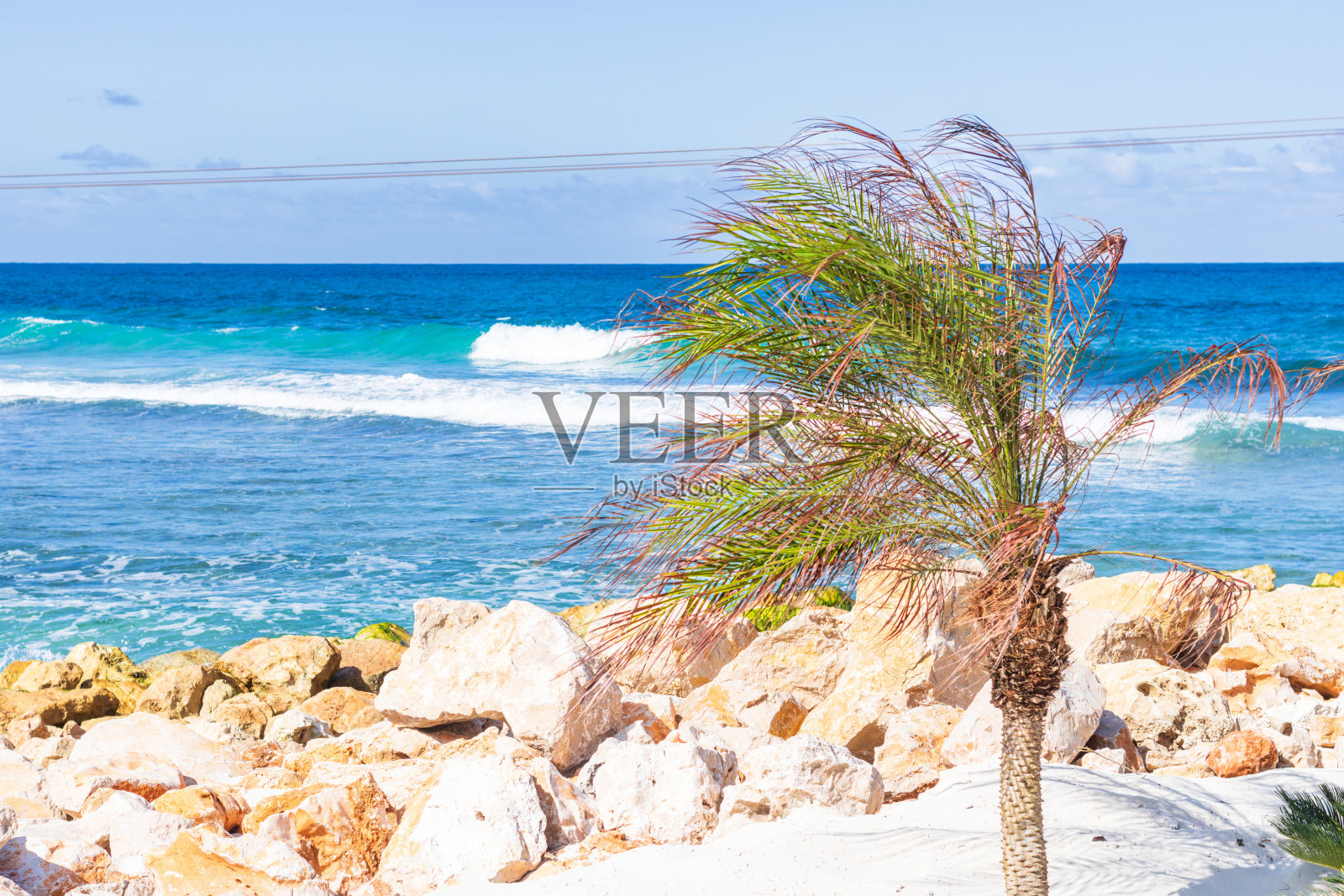 海地，加勒比海的热带海滩照片摄影图片