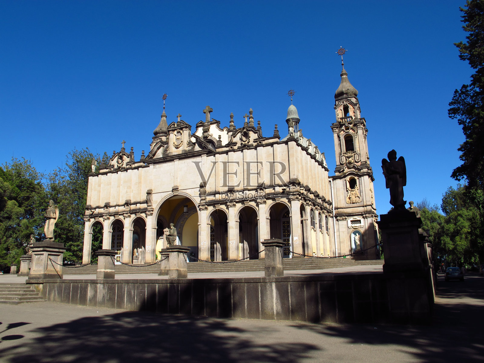 埃塞俄比亚亚的斯亚贝巴的老教堂照片摄影图片