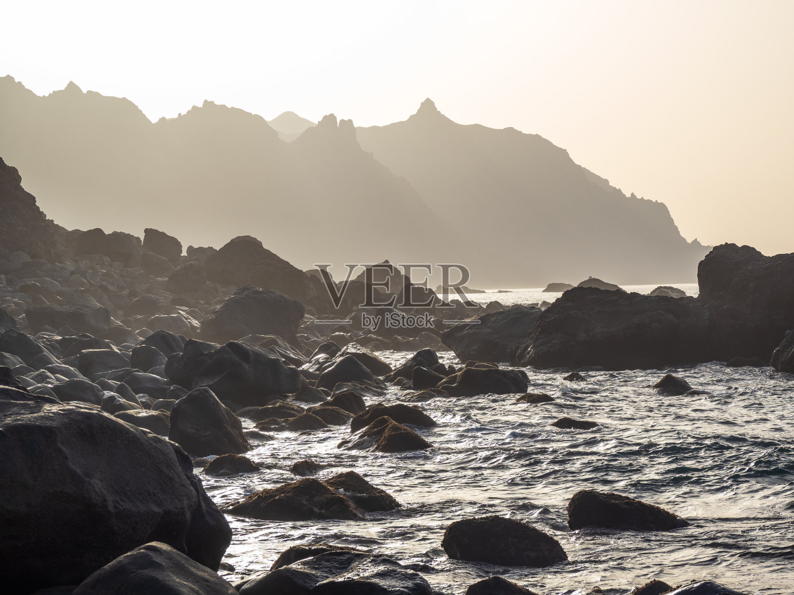 特内里费岛上的贝尼霍海滩照片摄影图片