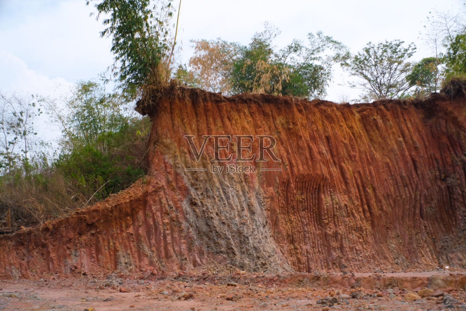 山上的滑坡照片摄影图片