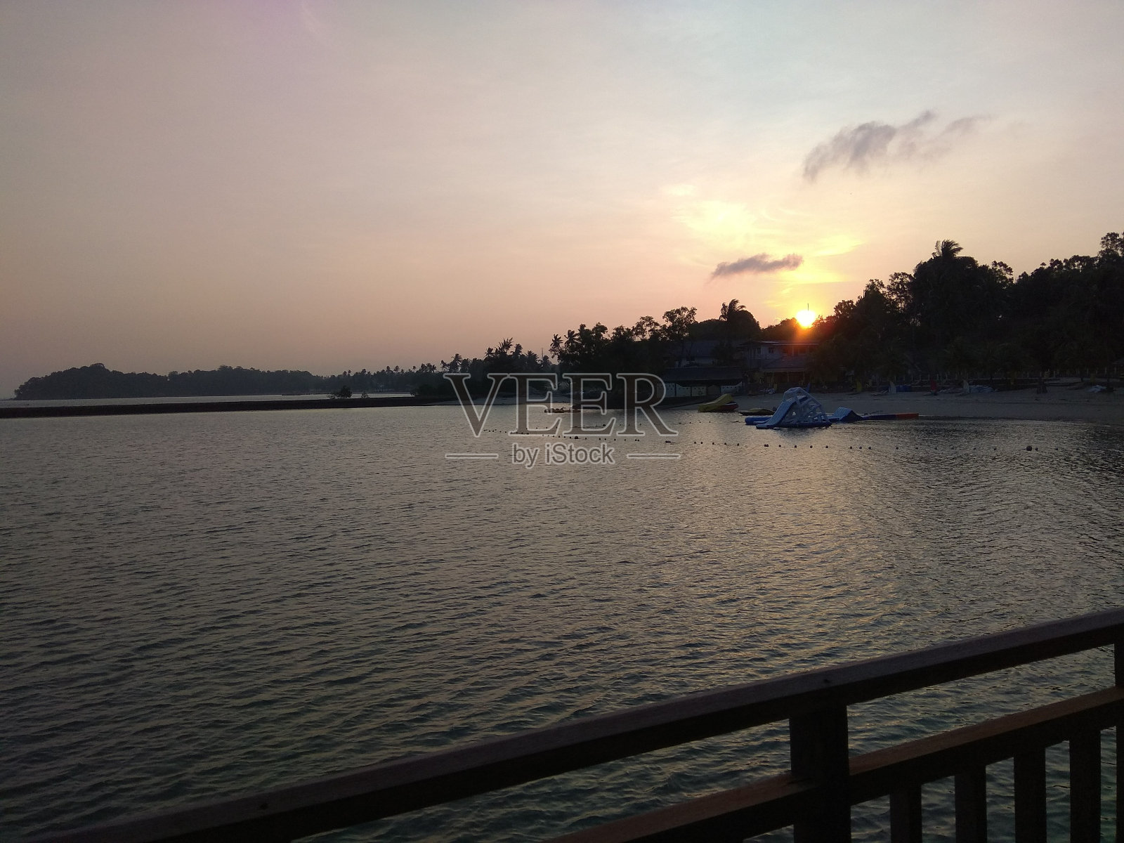 海滨照片摄影图片