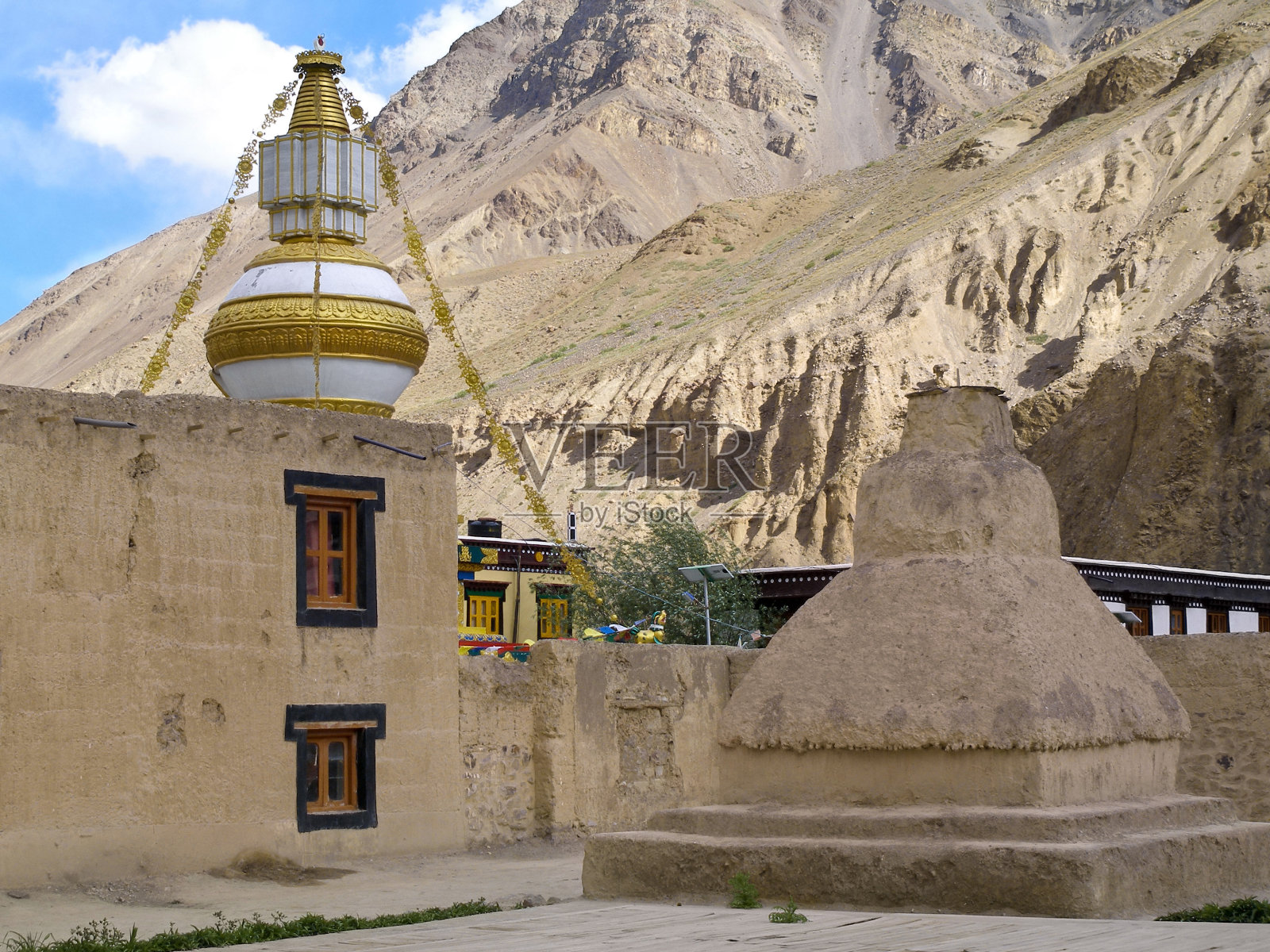 塔博的修道院建筑群。印度喜马拉雅山脉。照片摄影图片