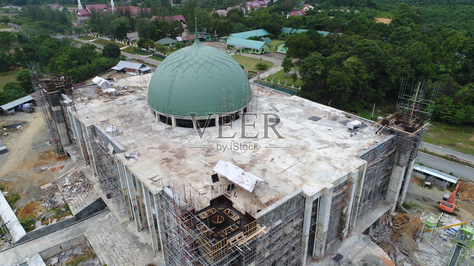 亚齐纳甘拉亚县玉清真寺建造过程照片摄影图片