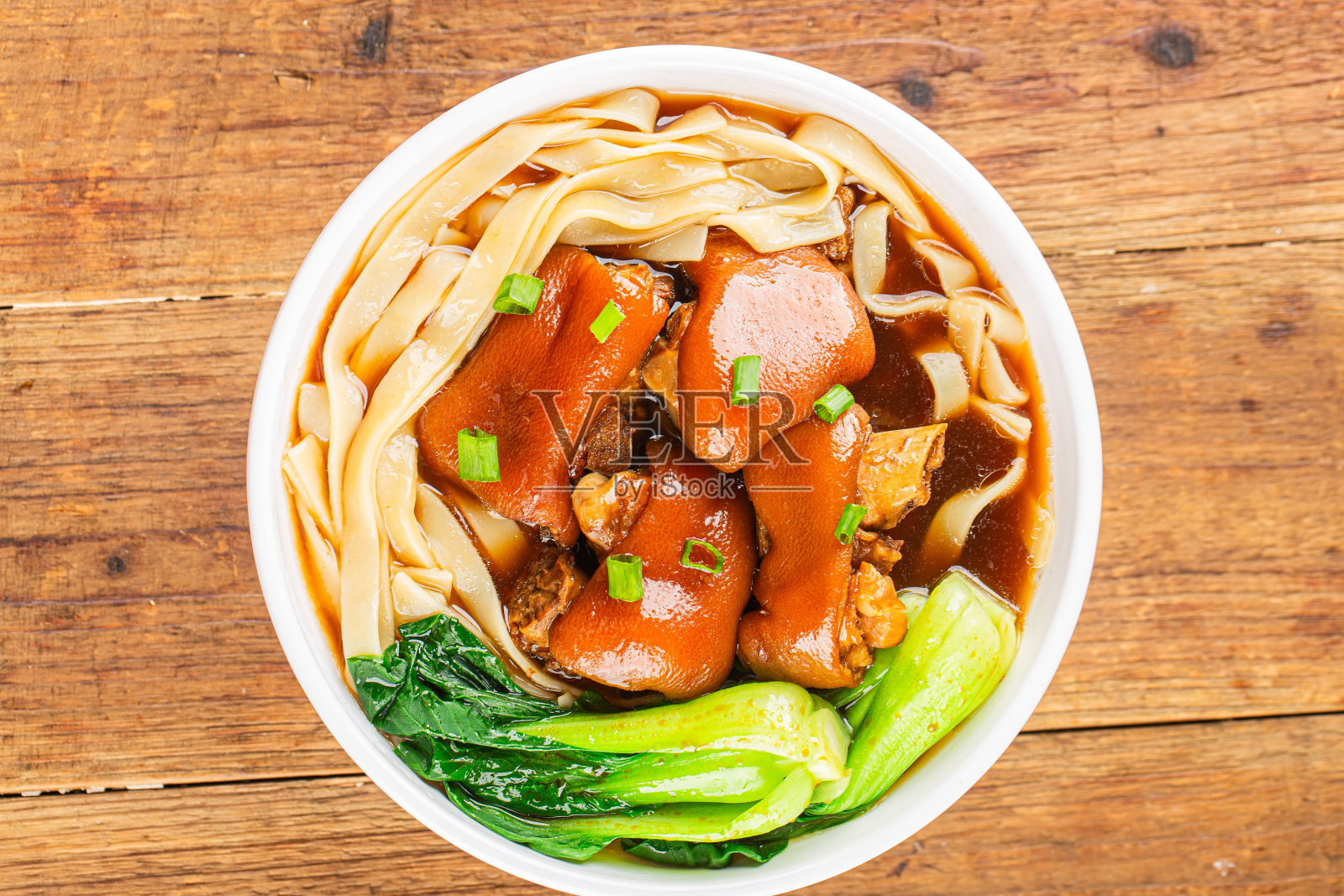 猪蹄面照片摄影图片