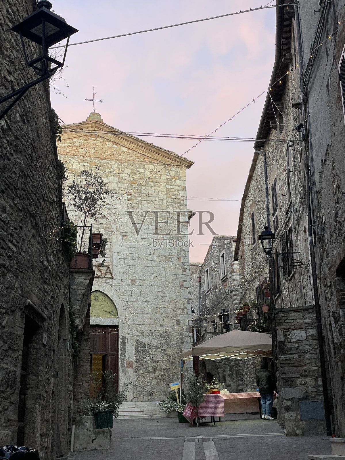 欧洲意大利翁布里亚蒙蒂奇奥的一个小村庄照片摄影图片