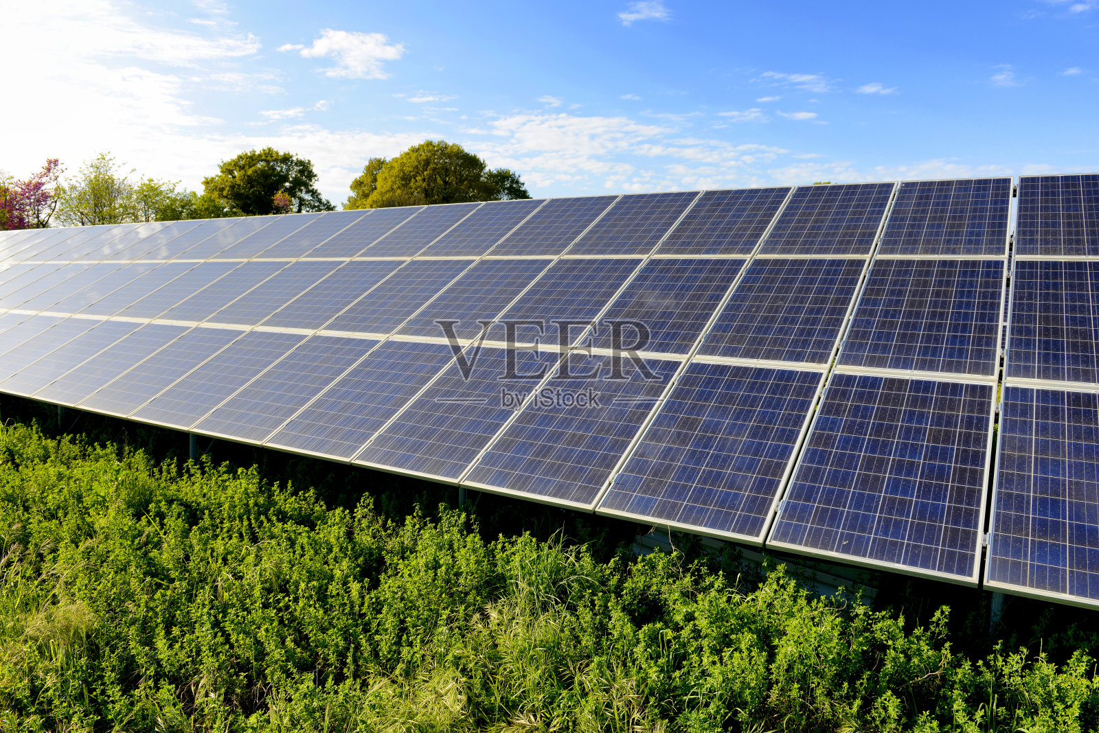 太阳能。照片摄影图片