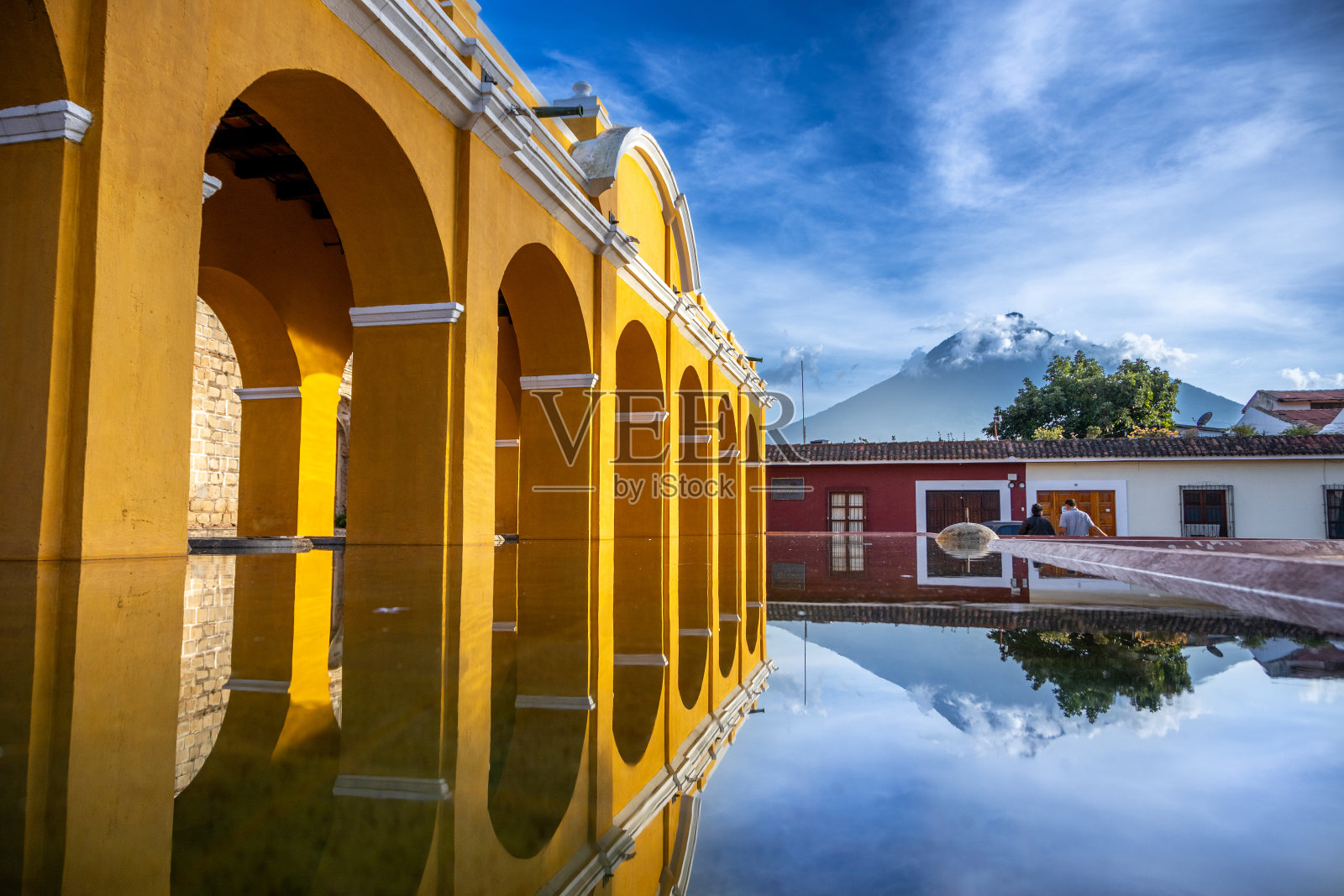 公共洗衣喷泉，安提瓜，危地马拉，lavaderos en Tanque de la Unión, Pilas de Santa Clara。照片摄影图片